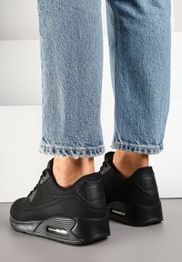 Born2be - Czarne Buty Sportowe Sneakersy z Transparentną Wstawką Zulinea. Okazja: na co dzień. Kolor: czarny. Materiał: jeans. Sezon: jesień, wiosna #6