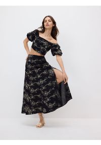 Reserved - Spódnica z haftem - czarny. Kolor: czarny. Materiał: tkanina, bawełna. Wzór: haft #1