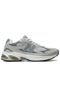 Buty unisex New Balance U201011N - szare. Kolor: szary. Materiał: guma, zamsz. Szerokość cholewki: normalna. Sezon: lato. Sport: bieganie #1