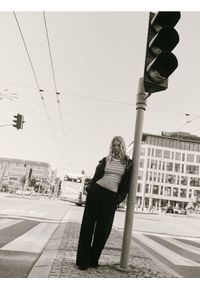 Reserved - Spodnie dresowe - czarny. Kolor: czarny. Materiał: dresówka #1