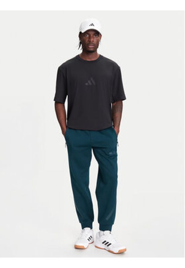 Adidas - adidas T-Shirt Z.N.E. JJ1151 Czarny Loose Fit. Kolor: czarny. Materiał: syntetyk