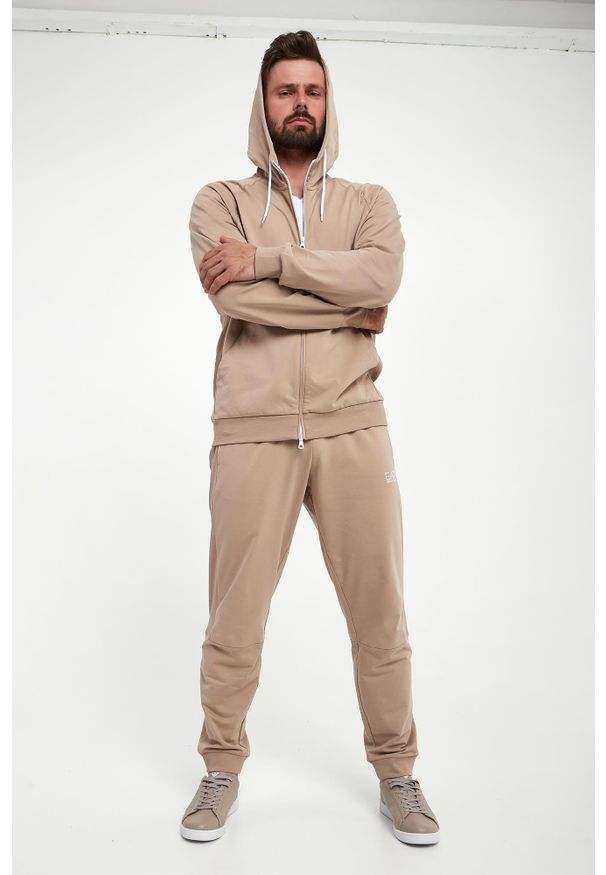 EA7 Emporio Armani - Spodnie dresowe męskie EA7 EMPORIO ARMANI. Materiał: dresówka