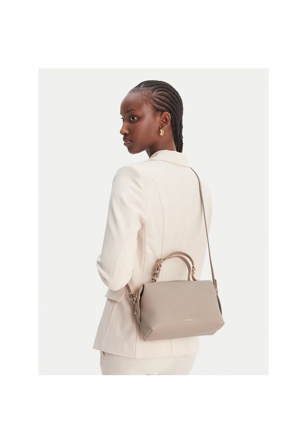Torebka Furla. Kolor: beżowy