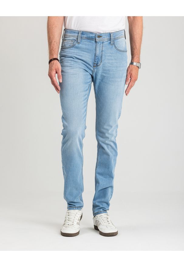Męskie Spodnie jeansowe Mustang Style Vegas Slim Denim Blue 1018073 5000 401