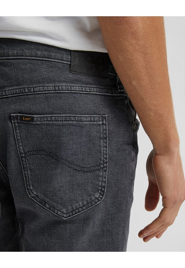 Lee - MESKIE SZORTY LEE RIDER SHORT WORN IN SHADOW 112331757