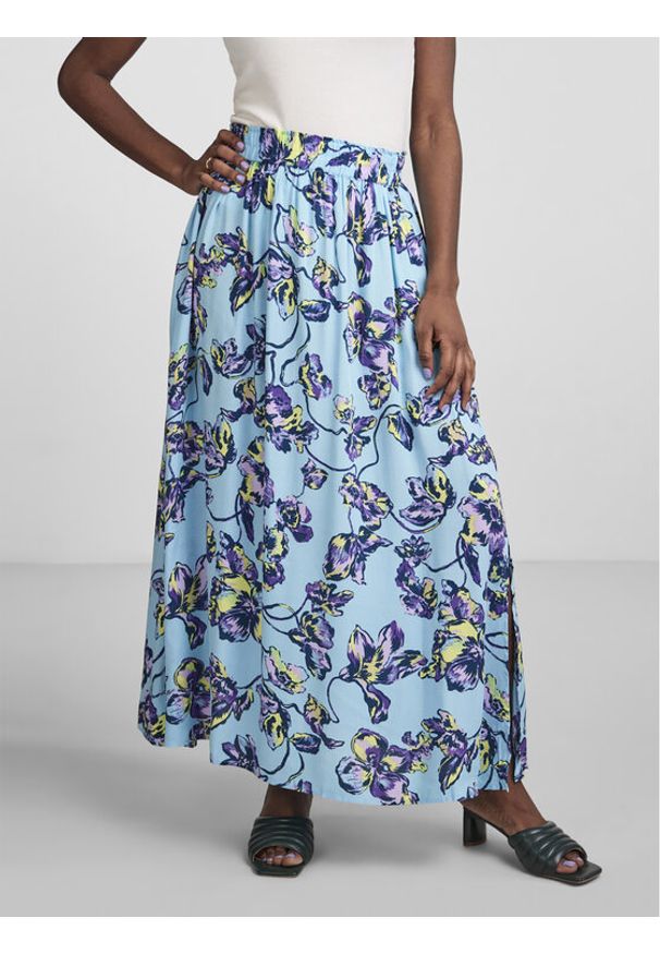 YAS Spódnica maxi 26026340 Niebieski Regular Fit. Kolor: niebieski. Materiał: wiskoza
