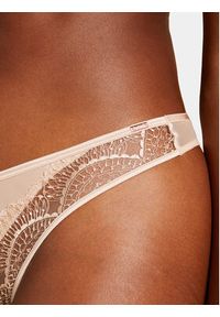 Hunkemöller Stringi Stella Hl String 203678 Złoty. Kolor: złoty. Materiał: syntetyk