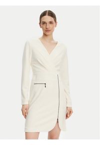 DKNY Sukienka koktajlowa DD4JI62A Écru Slim Fit. Materiał: syntetyk. Styl: wizytowy #1