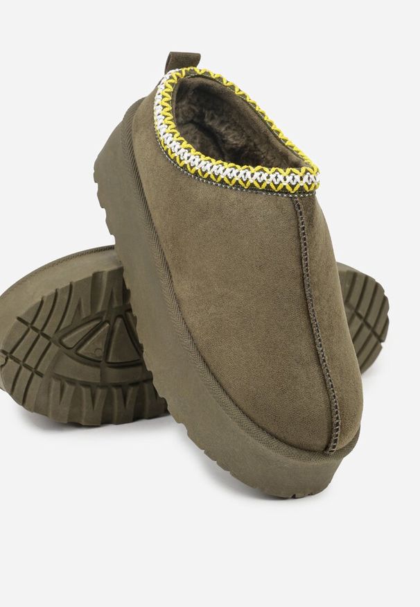 Born2be - Zielone Śniegowce na Grubej Podeszwie z Ozdobnym Haftem Zivirae. Okazja: do pracy, na co dzień. Kolor: zielony. Materiał: wełna, puch. Wzór: haft. Sezon: zima. Obcas: na platformie. Styl: casual