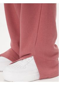 Reebok Spodnie dresowe Classics IL4648 Różowy Regular Fit. Kolor: różowy. Materiał: dresówka, bawełna #2