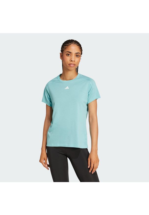 Adidas - AEROREADY Train Essentials Minimal Branding Crewneck Tee. Kolor: zielony. Materiał: materiał