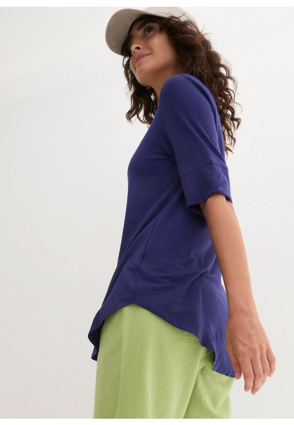 bonprix - Długa bluzka z miękkiej wiskozy. Kolor: niebieski. Materiał: wiskoza. Długość: długie