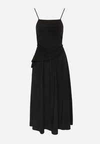 Renee - Czarna Sukienka z Bawełny na Ramiączkach z Asymetryczną Warstwą w Talii Petimelle. Okazja: na co dzień. Typ kołnierza: dekolt kwadratowy. Kolor: czarny. Wzór: gładki. Typ sukienki: asymetryczne. Materiał: bawełna. Długość rękawa: na ramiączkach. Sezon: lato. Styl: casual #3