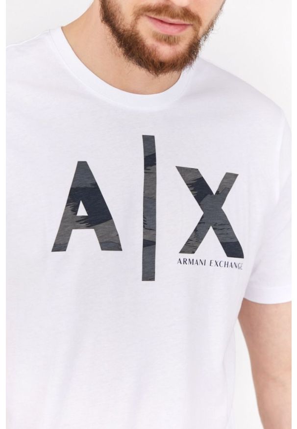 Armani Exchange - ARMANI EXCHANGE Biały t-shirt męski z szarym logo, Rozmiar XL. Kolor: biały. Materiał: prążkowany