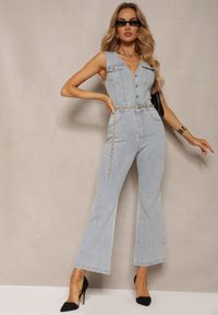 Renee - Jasnoniebieski Taliowany Jeansowy Kombinezon z Bawełny z Dzwonami z Guzikami i Imitacją Kieszeni Abnelia. Kolor: niebieski. Materiał: bawełna, jeans. Styl: retro, elegancki #3