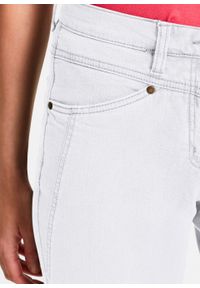 Dżinsy ze stretchem bonprix biały. Kolor: biały. Wzór: haft #7