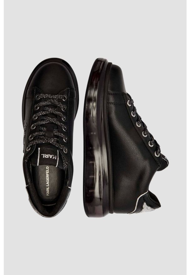 Karl Lagerfeld - KARL LAGERFELD Czarne sneakersy damskie z brokatem KAPRI KUSHION Signia, Rozmiar 39. Kolor: czarny. Wzór: napisy