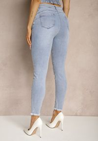 Renee - Jasnoniebieskie Jeansy z Bawełny Skinny High Waist z Postrzępionymi Nogawkami Biliona. Okazja: na co dzień. Stan: podwyższony. Kolor: niebieski. Styl: casual, elegancki #3