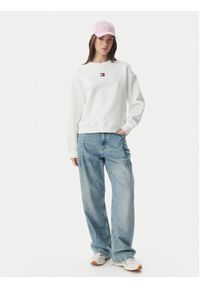 Tommy Jeans Bluza DW0DW17325 Biały Boxy Fit. Kolor: biały. Materiał: bawełna #2