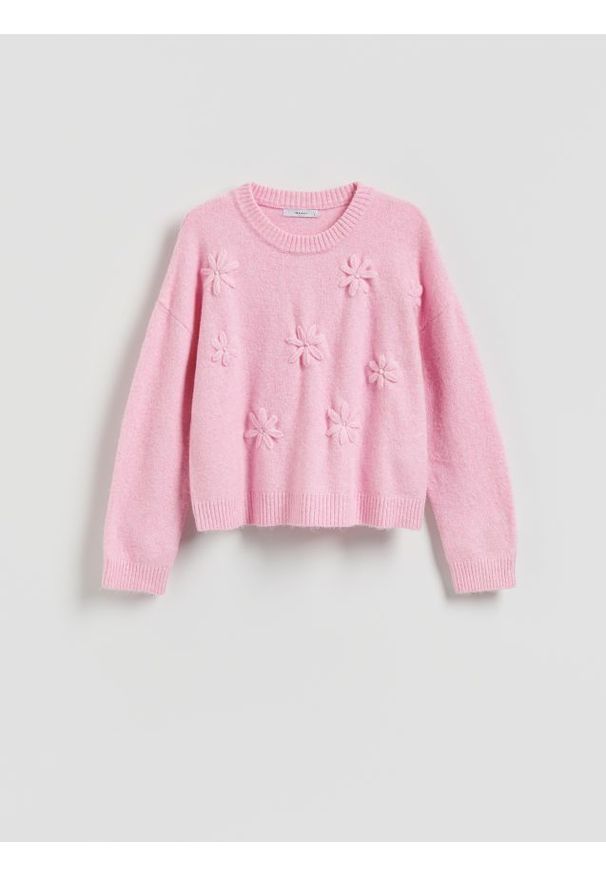 Reserved - Sweter z aplikacjami 3D - różowy. Kolor: różowy. Materiał: dzianina. Wzór: aplikacja