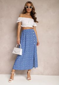 Renee - Niebieska Casualowa Spódnica Ozdobiona Guzikami i Wycięciem Fiada. Okazja: na co dzień. Kolor: niebieski. Wzór: aplikacja. Styl: casual #5