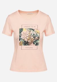 Born2be - Jasnoróżowy Bawełniany T-shirt z Nadrukiem Nellphine. Okazja: na co dzień. Kolor: różowy. Materiał: bawełna. Wzór: nadruk. Styl: casual, klasyczny, elegancki #4