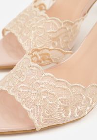 Born2be - Beżowe Siateczkowe Klapki na Szpilce z Koronką Sephaphine. Okazja: na co dzień. Kolor: beżowy. Materiał: koronka. Wzór: koronka. Obcas: na szpilce. Styl: casual, elegancki #7