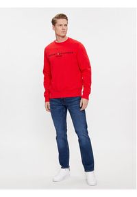 TOMMY HILFIGER - Tommy Hilfiger Bluza Logo MW0MW11596 Czerwony Regular Fit. Kolor: czerwony. Materiał: bawełna, syntetyk #5