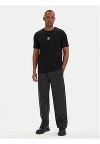 Hugo - HUGO T-Shirt Darusi 50561126 Czarny Regular Fit. Kolor: czarny. Materiał: bawełna #2