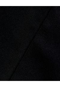 GAUGE81 AMSTERDAM - Czarne spodenki Salina. Stan: podwyższony. Kolor: czarny. Materiał: wełna #2