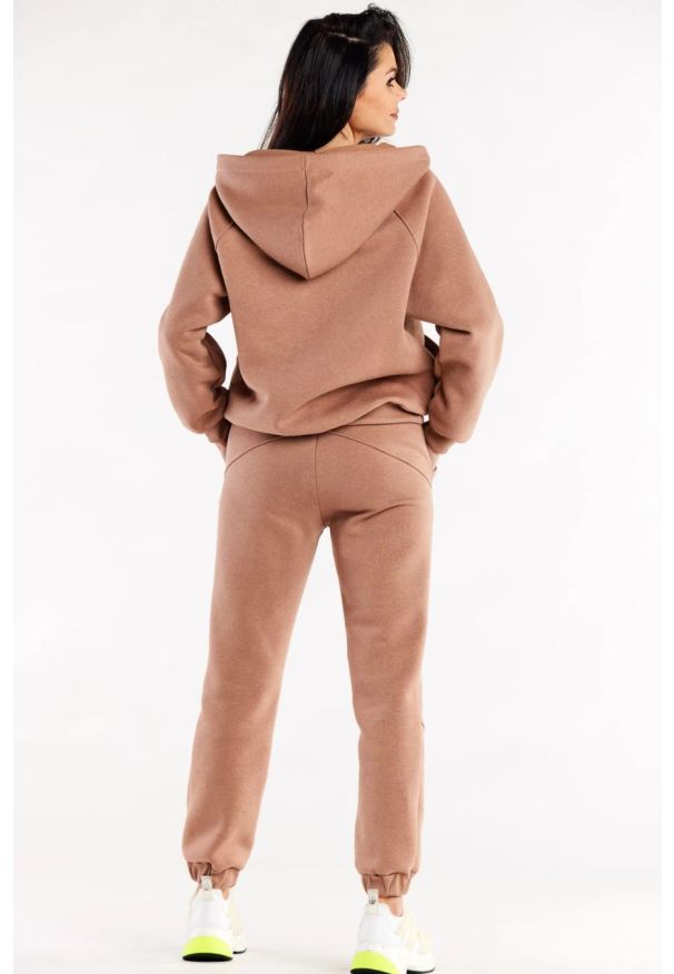 Infinite You - Luźna bluza z kapturem rozpinana z kieszeniami beż. Okazja: na spacer, na co dzień. Typ kołnierza: kaptur. Kolor: beżowy. Materiał: elastan, bawełna, skóra, materiał. Długość rękawa: długi rękaw. Długość: długie. Styl: casual, elegancki, klasyczny