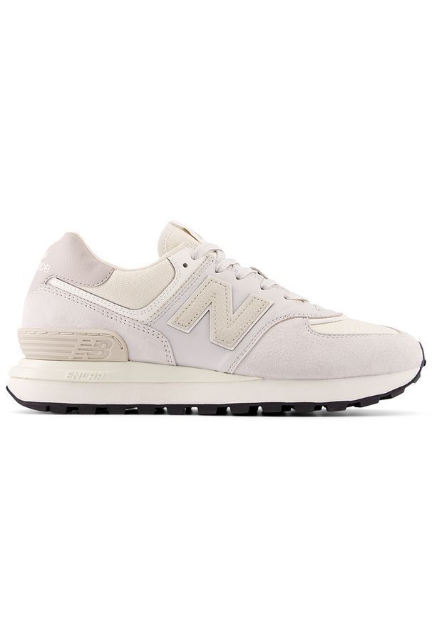 Buty męskie New Balance U574LGWD – białe. Okazja: na co dzień. Kolor: biały. Materiał: guma, skóra, zamsz, materiał, dresówka, syntetyk. Szerokość cholewki: normalna. Model: New Balance 574