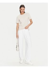 Gina Tricot T-Shirt Basic 17937 Beżowy Regular Fit. Kolor: beżowy. Materiał: bawełna #3