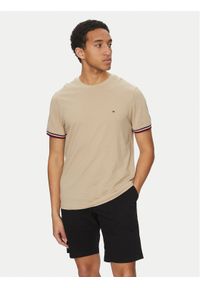 TOMMY HILFIGER - Tommy Hilfiger T-Shirt Global Stripe MW0MW38630 Beżowy Regular Fit. Kolor: beżowy. Materiał: bawełna