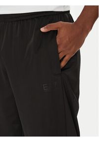 EA7 Emporio Armani Dres 7M000237 AF12449 UC001 Czarny Regular Fit. Kolor: czarny. Materiał: syntetyk