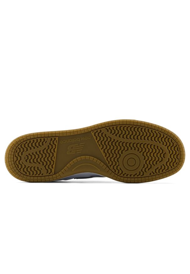 Buty unisex New Balance U480P1BB – białe. Okazja: na co dzień. Kolor: biały. Materiał: materiał, syntetyk, dresówka, skóra. Szerokość cholewki: normalna. Sport: turystyka piesza