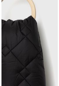 Pinko szalik damski kolor czarny gładki. Kolor: czarny. Materiał: tkanina. Wzór: gładki #3