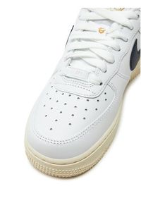 Nike Sneakersy Air Force 1 '07 Flyease HJ9122 100 Biały. Kolor: biały. Materiał: skóra. Model: Nike Air Force #7