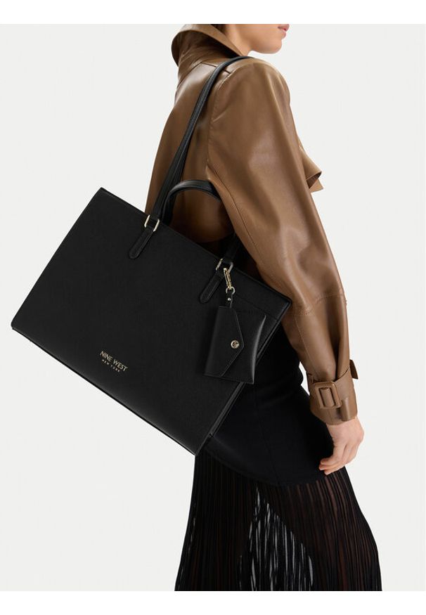 Nine West Torebka CEO-Vellor-LDA8459 Czarny. Kolor: czarny