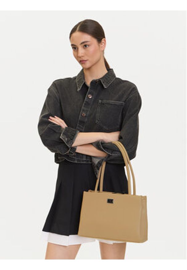 Tommy Jeans Torebka Tjw American Cool Med Tote AW0AW17297 Beżowy. Kolor: beżowy. Materiał: skórzane