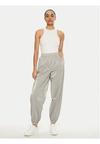 Guess Spodnie dresowe V5RB09 WGUJ0 Szary Regular Fit. Kolor: szary. Materiał: syntetyk #4