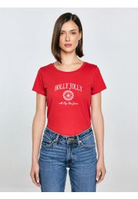 Big-Star - Koszulka damska z nadrukiem czerwona Serra 603. Okazja: na co dzień. Kolor: czerwony. Materiał: dzianina, jeans. Długość rękawa: krótki rękaw. Długość: krótkie. Wzór: nadruk. Sezon: zima. Styl: wizytowy, casual, retro, klasyczny #1