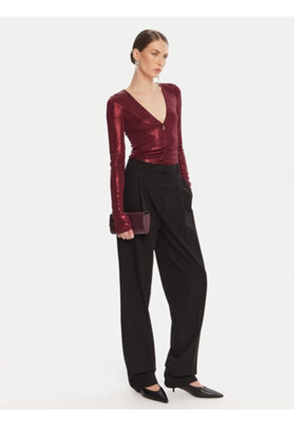Patrizia Pepe Body 8M1735 J276 Bordowy Regular Fit. Kolor: czerwony. Materiał: syntetyk