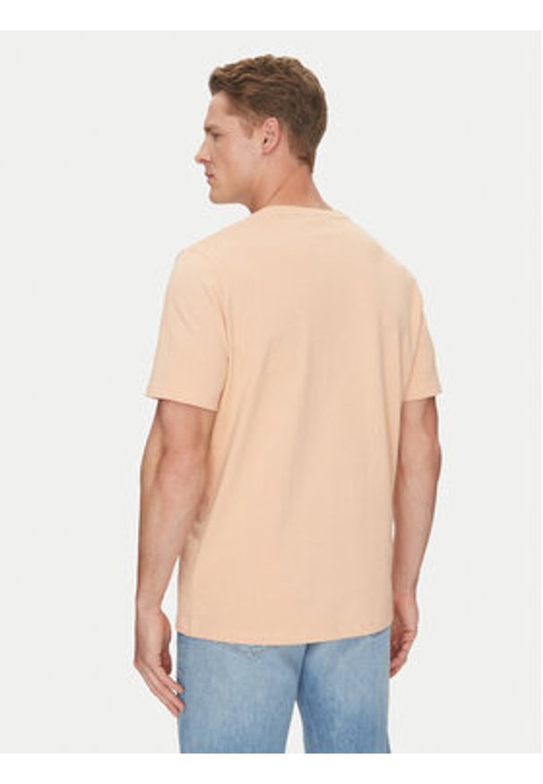 Guess T-Shirt M4YI0A KCCM1 Pomarańczowy Regular Fit. Kolor: pomarańczowy. Materiał: bawełna