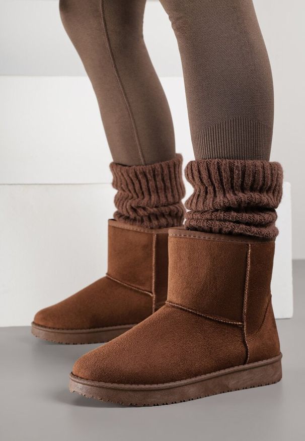 Renee - Brązowe Śniegowce z Przeszyciami po Bokach Retena. Kolor: brązowy. Materiał: jeans