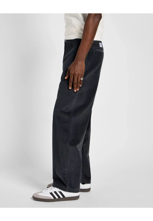 Lee - LEE MĘSKIE SPODNIE SZTRUKSOWE LOOSE WORKWEAR CHINO DARK MUTED GRAY 112356541 L73T008531