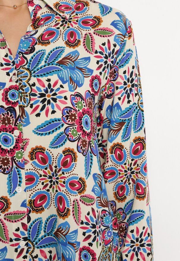 Born2be - Niebieska Sukienka Koszulowa w Kwiaty z Kieszeniami Eborene. Kolor: niebieski. Materiał: tkanina, wiskoza. Wzór: kwiaty. Typ sukienki: koszulowe. Długość: mini