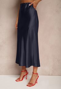 Renee - Granatowa Spódnica Satynowa High Waist Pillizze. Okazja: na co dzień. Stan: podwyższony. Kolor: niebieski. Materiał: satyna. Styl: elegancki, casual #4