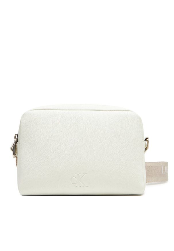 Calvin Klein Jeans Torebka Ultralight Ew Dble Zip Camera Ba LV04K3124G Biały. Kolor: biały. Materiał: skórzane