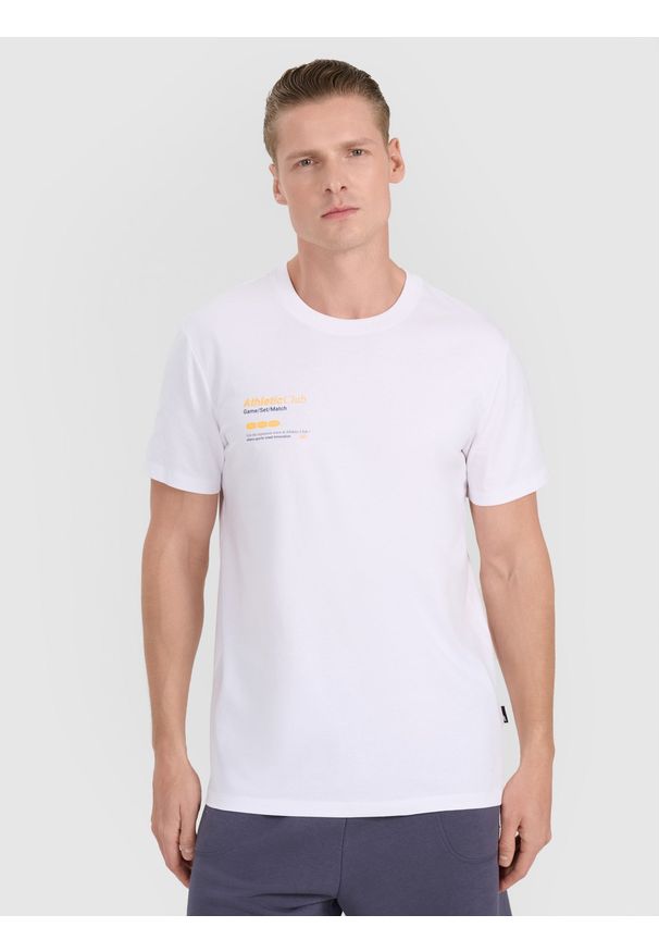 4f - 4F T-shirt regular z nadrukiem męski - brązowy XXL. Okazja: na co dzień. Kolor: biały. Materiał: jersey, materiał, bawełna. Długość rękawa: krótki rękaw. Długość: krótkie. Wzór: nadruk. Styl: sportowy, klasyczny, casual
